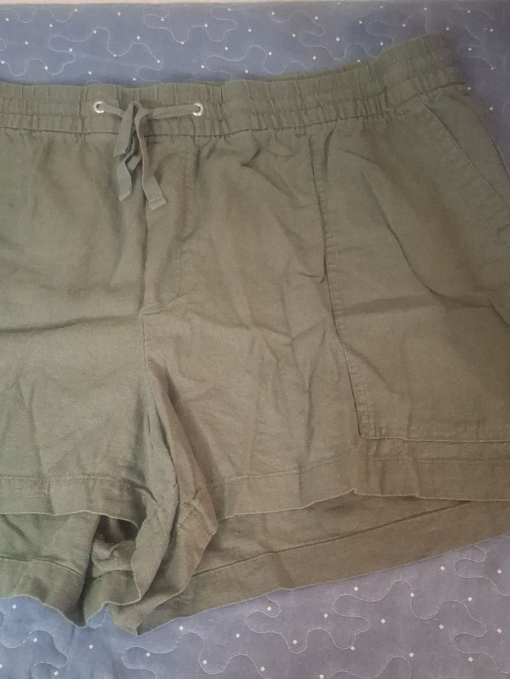 Gap Casual Olive Green Drawstring Shorts size XXL